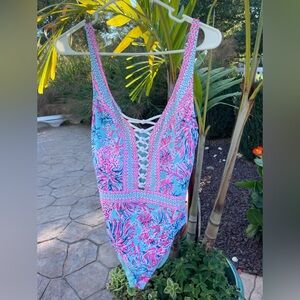 Lilly Pulitzer one piece swimsuit size 14 gently worn great condition